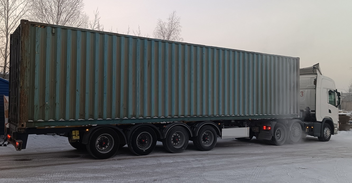 Контейнеровоз для перевозки контейнеров 20 и 40 футов в Сосновоборске