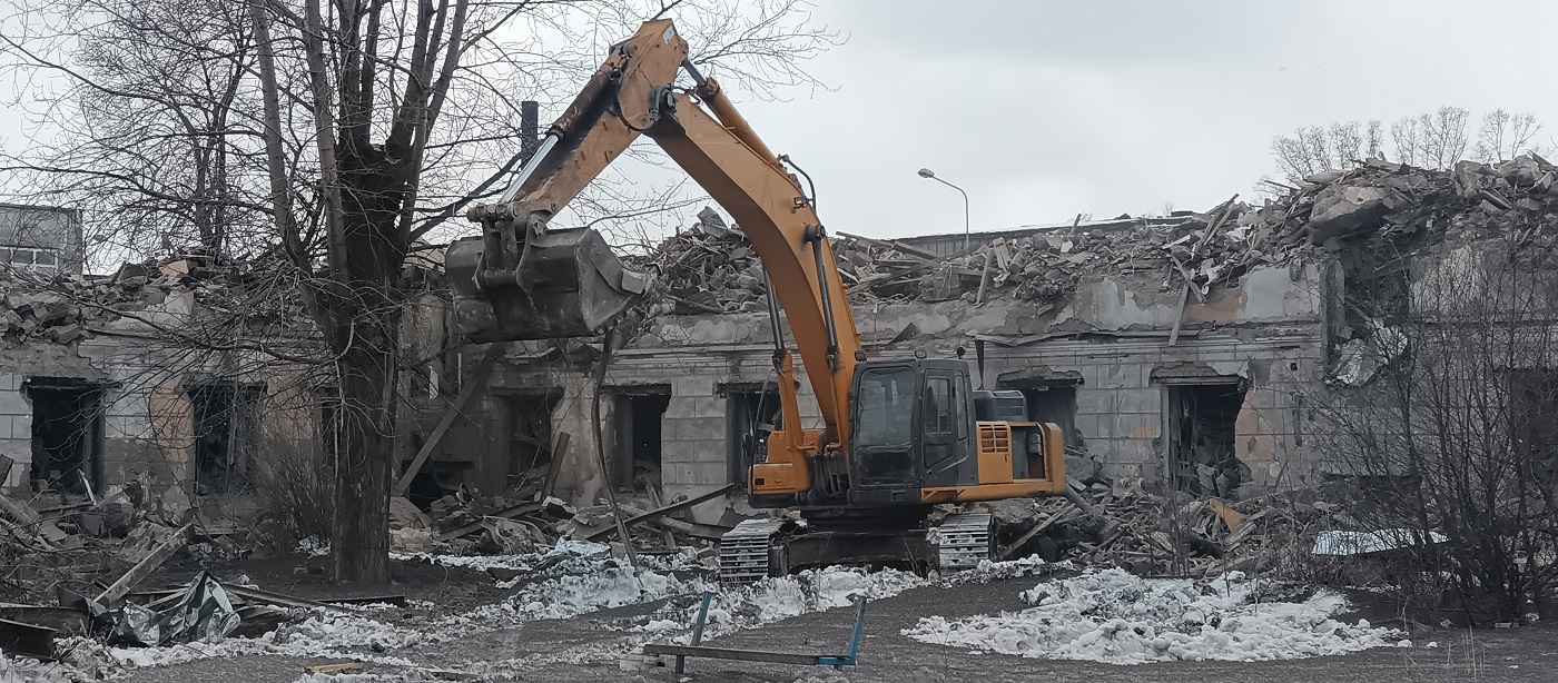 Демонтажные работы, услуги спецтехники в Шарыпово
