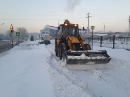 Уборка, чистка снега спецтехникой стоимость услуг и где заказать - Шарыпово